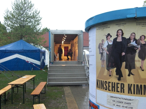 Kunst von Sabine Haag im Galeriewagen