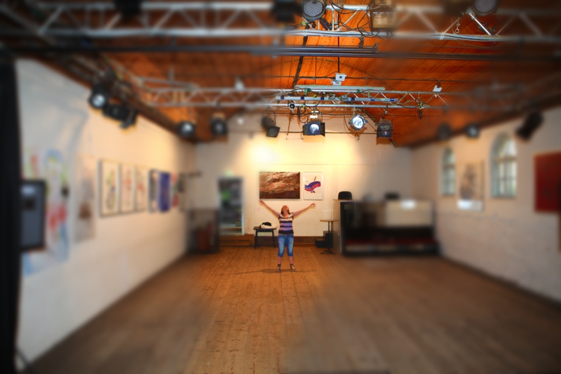 Vernissage im Interim von Sabine Haag, Stadtteilwoche Laim