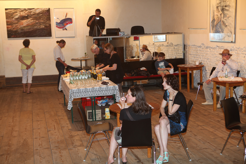 Vernissage im Interim von Sabine Haag, Stadtteilwoche Laim