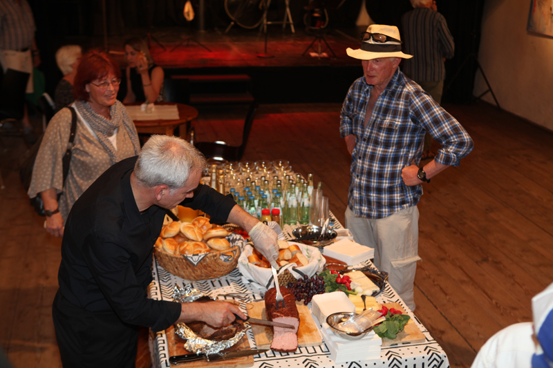 Vernissage im Interim von Sabine Haag, Stadtteilwoche Laim