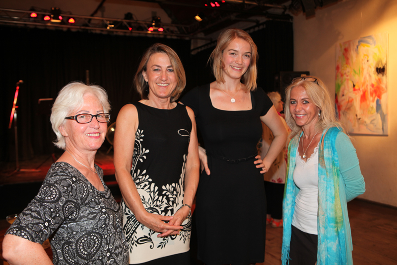 Vernissage im Interim von Sabine Haag, Stadtteilwoche Laim